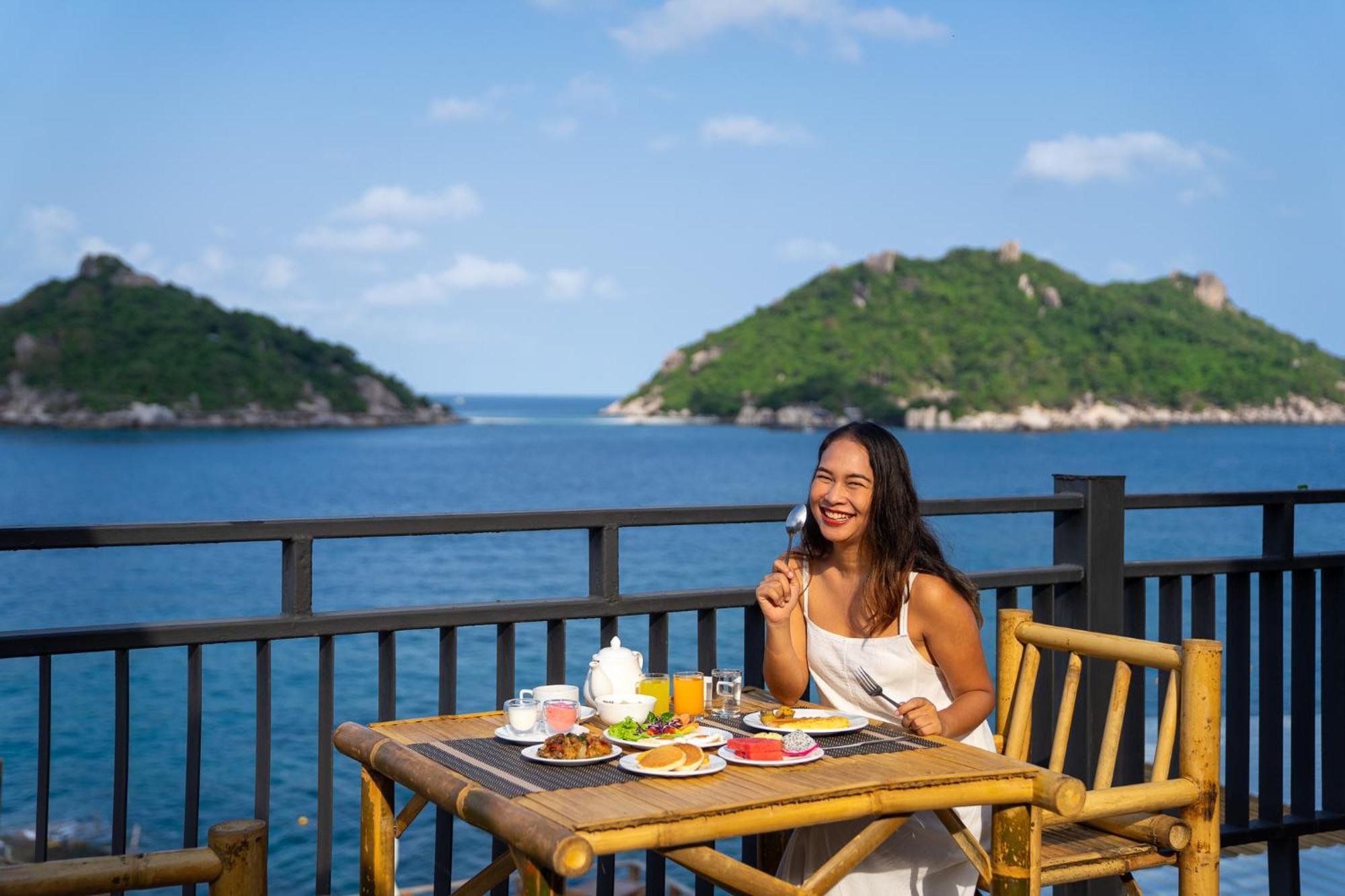 Dusit Buncha Koh Tao By Riya Group Hotell Exteriör bild